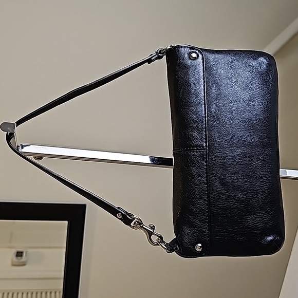 Coach Black Pleated Leather Convertible Minibag/Wristlet Silvertone HDWR VGUC - Picture 7 of 16